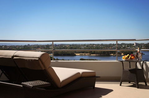Residence On Langley Park - Perth Resorts 19