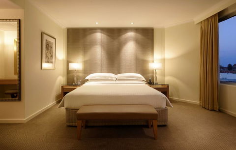 Residence On Langley Park - Perth Resorts 8