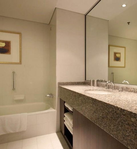 Residence On Langley Park - Perth Resorts 4