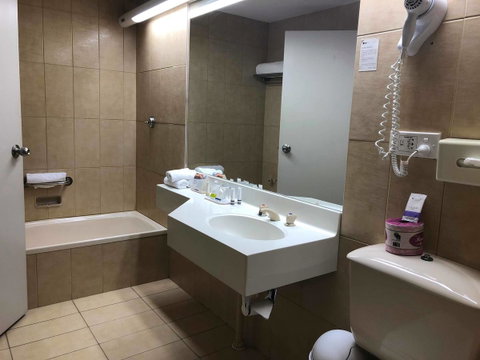 Quality Hotel Ambassador Perth - Accommodation Perth 20