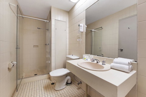 Quality Hotel Ambassador Perth - Accommodation Perth 23