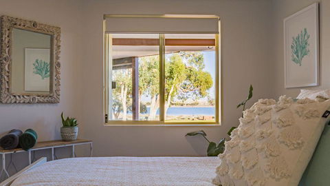 Starboard Views Kalbarri - River Front Apartment - Perth Resorts 5
