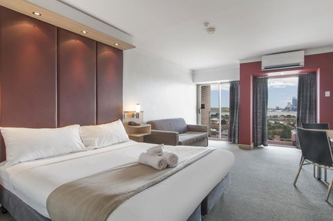Metro Hotel Perth - Accommodation Perth 0