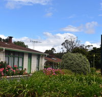 Valley Views Motel  Chalets - Perth Resorts