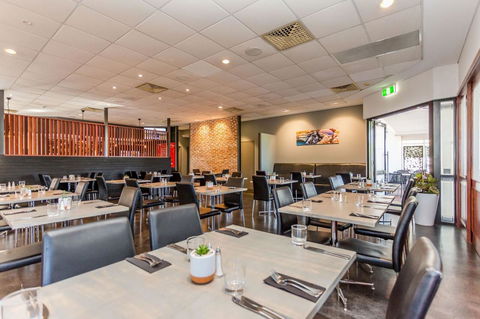 Country Comfort Perth - Perth Resorts 21