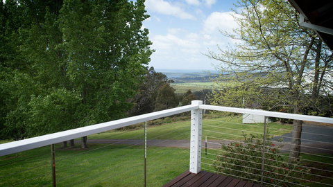 Karri Mia Chalets And Studios - Perth Resorts 22