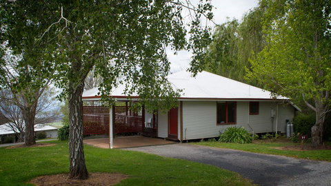 Karri Mia Chalets And Studios - Perth Resorts 34