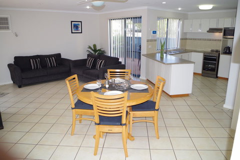 Kalbarri Blue Ocean Villas - Accommodation Perth 5