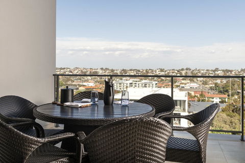 Ramada By Wyndham VetroBlu Scarborough Beach - Perth Resorts 9