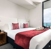 Ramada by Wyndham VetroBlu Scarborough Beach - Accommodation Perth