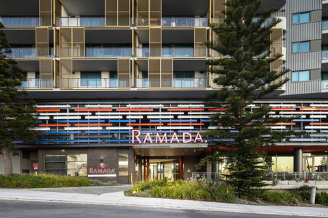 Ramada By Wyndham VetroBlu Scarborough Beach - Perth Resorts 5