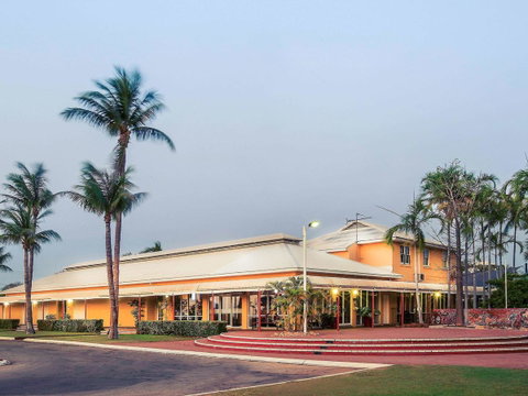 The Continental Hotel - Accommodation Perth 4