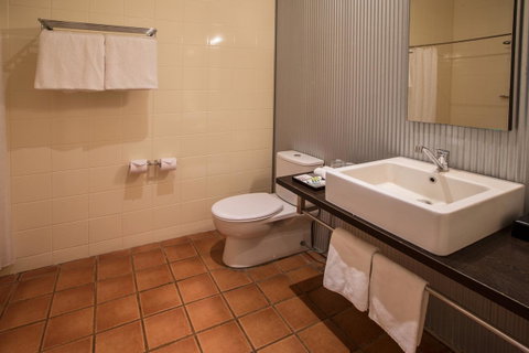 The Continental Hotel - Accommodation Perth 39