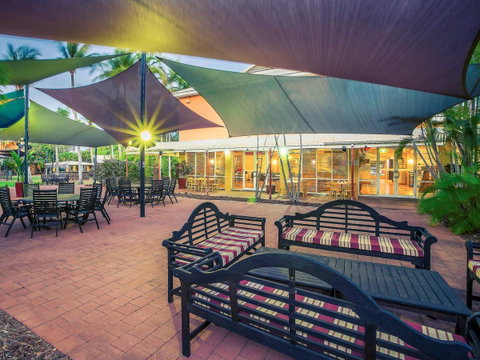 The Continental Hotel - Accommodation Perth 15