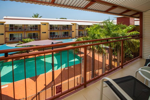 The Continental Hotel - Accommodation Perth 18