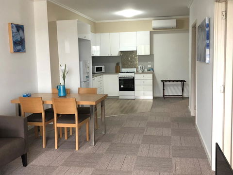 Morisset Serviced Apartments - Accommodation Perth 30