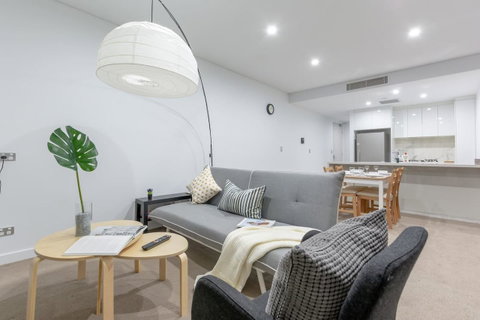 Inner City Stylish Apt Walk To Green Square - Accommodation Perth 0