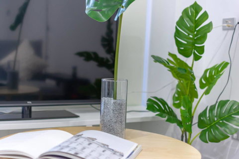 Inner City Stylish Apt Walk To Green Square - Accommodation Perth 7