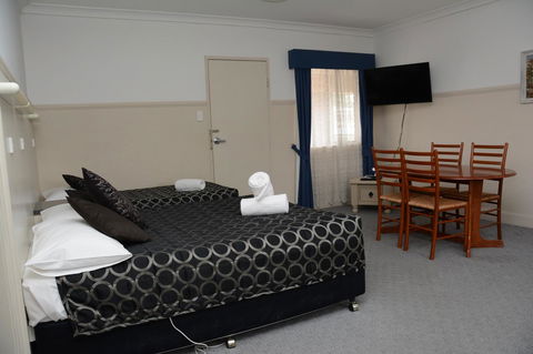 Ben Chifley Motor Inn - Accommodation Perth 20