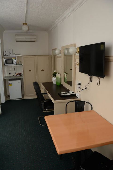 Ben Chifley Motor Inn - Accommodation Perth 17