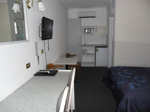 Ben Chifley Motor Inn - Accommodation Perth 31