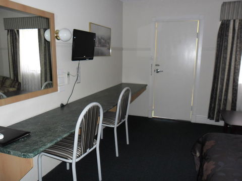 Ben Chifley Motor Inn - Accommodation Perth 40
