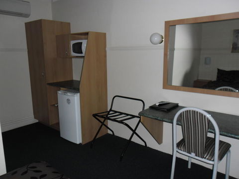 Ben Chifley Motor Inn - Accommodation Perth 33
