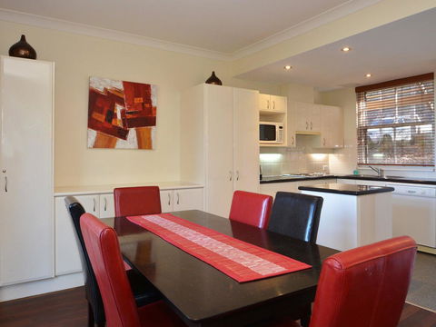 Villa Executive 2br Cypress DS Located Within Cypress Lakes Resort - Accommodation Perth 6