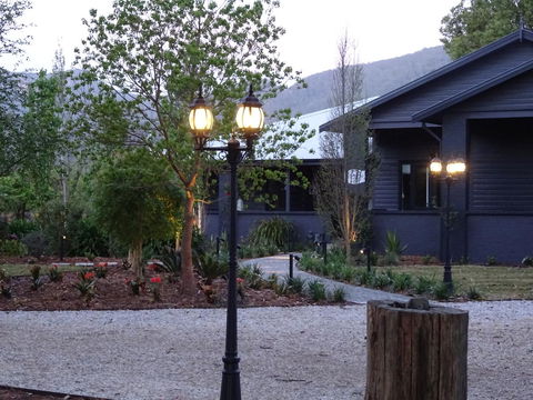 Romanz In The Valley (Luxury B&B) - Perth Resorts 29