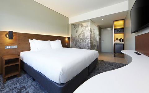 Holiday Inn Express Sydney Airport, An IHG Hotel - Perth Resorts 10