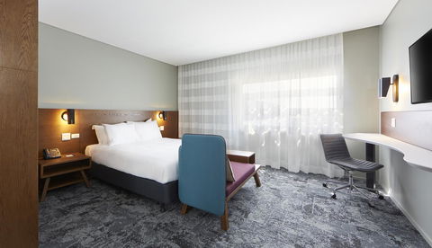 Holiday Inn Express Sydney Airport, An IHG Hotel - Perth Resorts 6