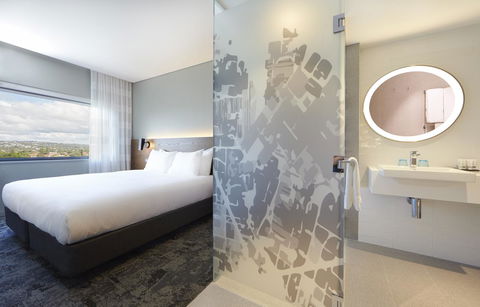 Holiday Inn Express Sydney Airport, An IHG Hotel - Perth Resorts 8