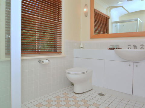 Villa 2br Prosecco Villa Located Within Cypress Lakes Resort - Accommodation Perth 15