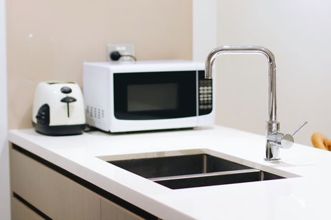 Modern & Cosy 2-Bedroom Apartment Hornsby - Accommodation Perth 9