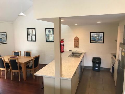 Mariner Bay Apartments - Accommodation Perth 4