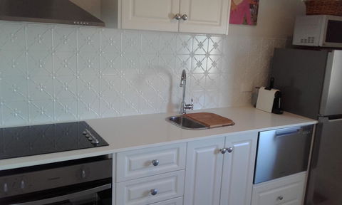 182 Anson Street - Accommodation Perth 8