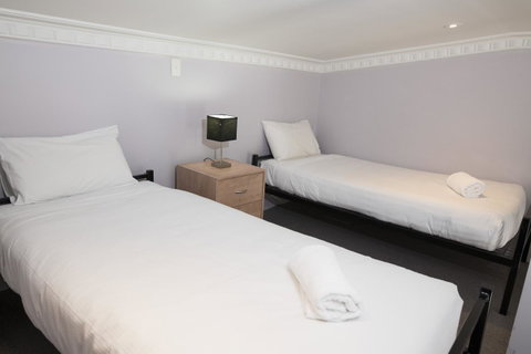 Banjo Paterson Inn - Accommodation Perth 26