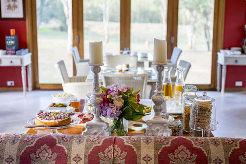 Thistle Hill Guesthouse - Walk To Many Wineries And Restaurants - Accommodation Perth 20
