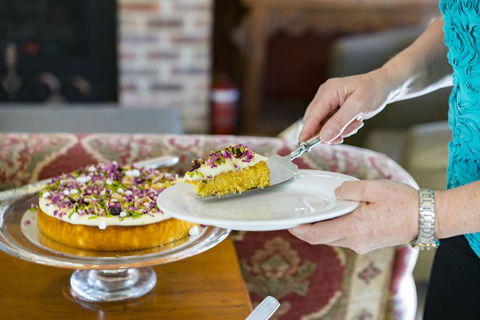 Thistle Hill Guesthouse - Walk To Many Wineries And Restaurants - Accommodation Perth 2