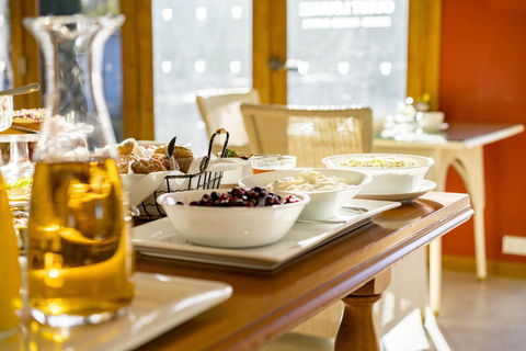 Thistle Hill Guesthouse - Walk To Many Wineries And Restaurants - Accommodation Perth 14