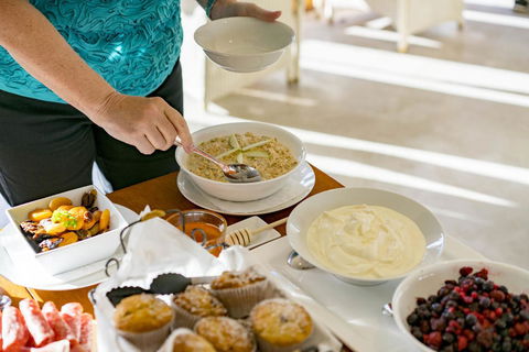 Thistle Hill Guesthouse - Walk To Many Wineries And Restaurants - Accommodation Perth 11