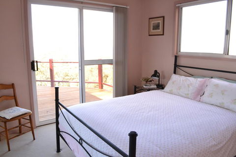 Bundle Hill Cottages - Accommodation Perth 27