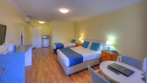 Pelican Motor Inn - Accommodation Perth 5
