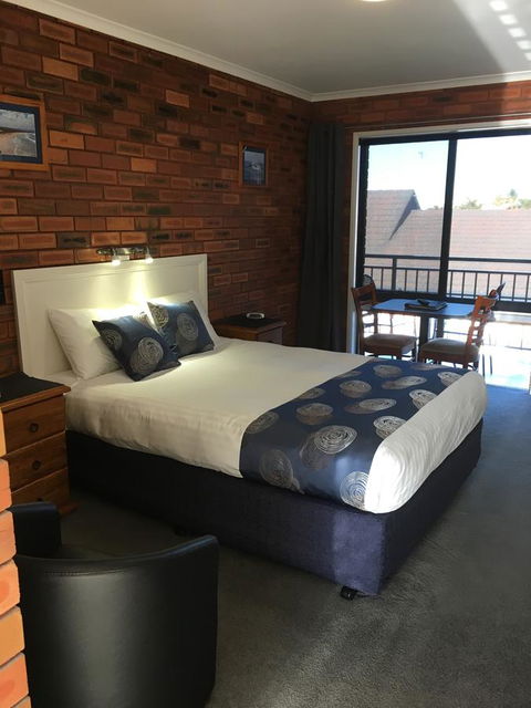 Pelican Motor Inn - Accommodation Perth 19