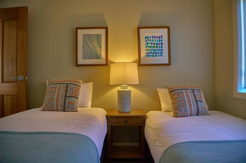 Hunter Oasis - Perth Resorts 21