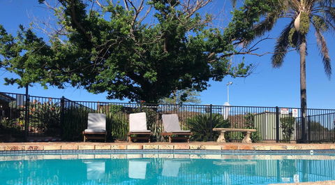 Hunter Oasis - Perth Resorts 0