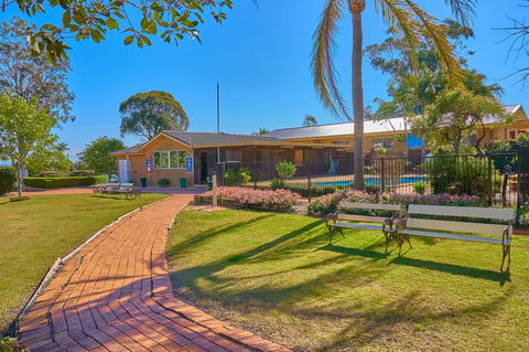 Hunter Oasis - Perth Resorts 38