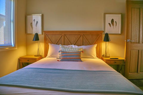 Hunter Oasis - Perth Resorts 24