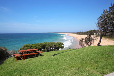 Neptune I Absolute Beachfront I Stunning Views - Accommodation Perth 31