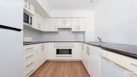 Blue Horizons, Unit 808, 41-45 Shoal Bay Road - Perth Resorts 7